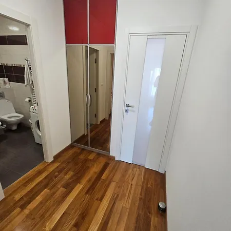 Azure *close To The Σπλιτ